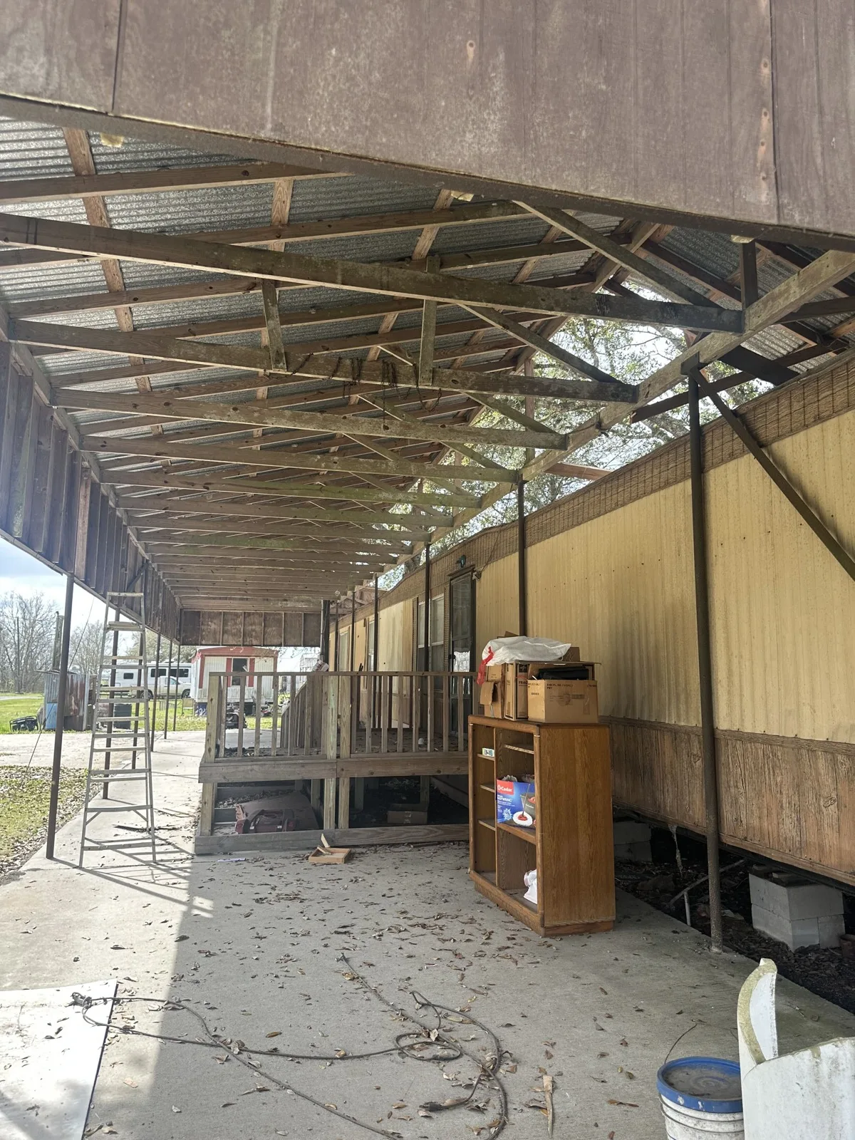 Shed and Garage Demolition in New Iberia, LA